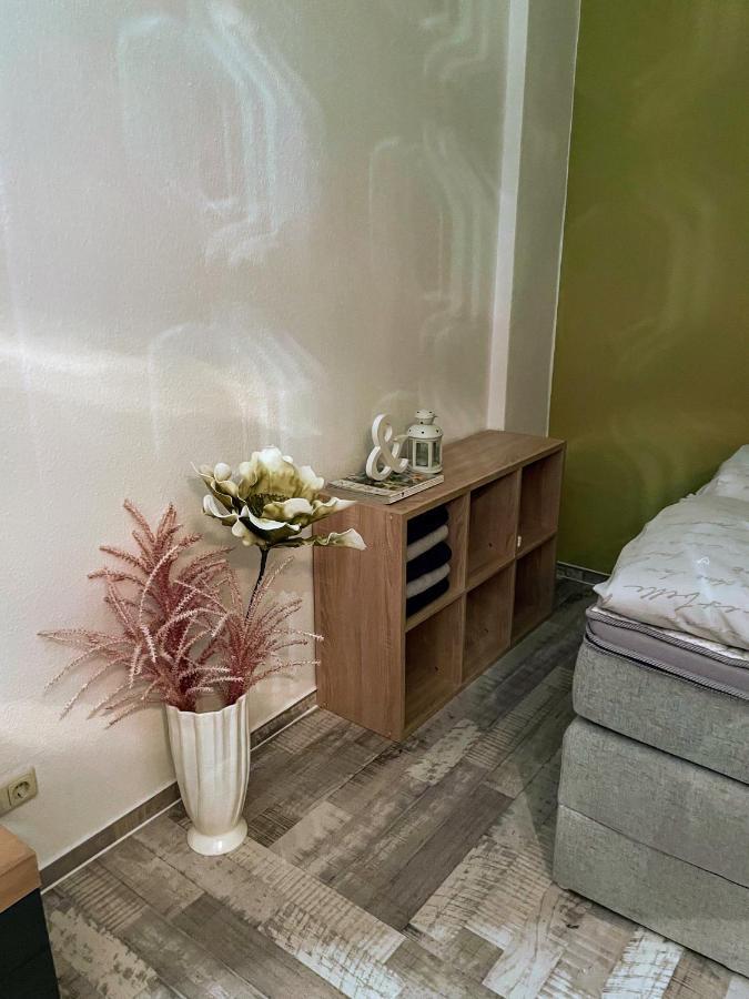 Apartment Zur Wiege Anhalts บัลเลนชเตดท์ ภายนอก รูปภาพ